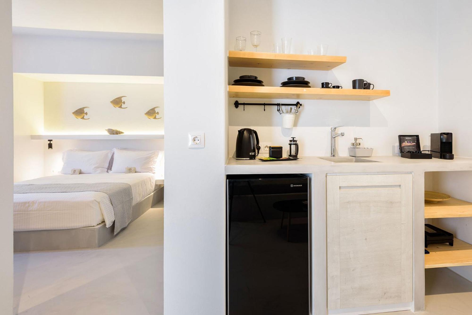 Peven Suites Náousa Exteriör bild